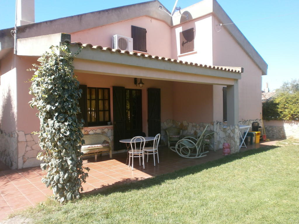 Casa Vacanze Torre Foxi Quartu Sant'Elena Ngoại thất bức ảnh